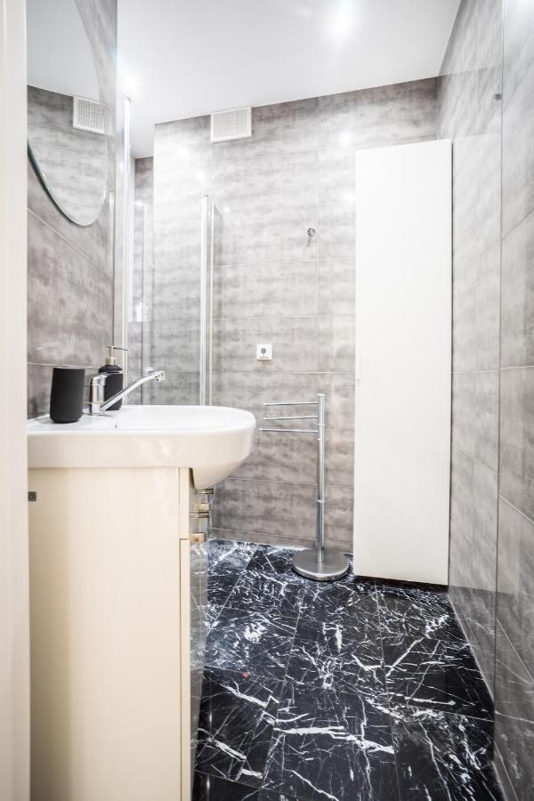 Oomph Warsaw Big Apartment With Balcony Near Old Town Ngoại thất bức ảnh
